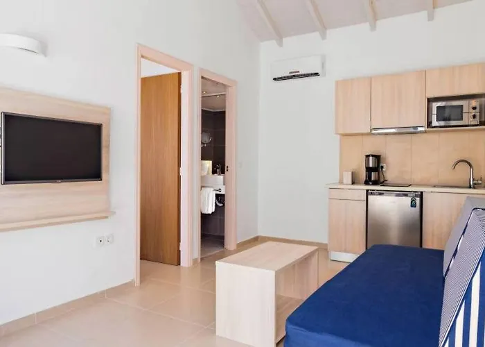 Aegean Blu Hotel&Apartments